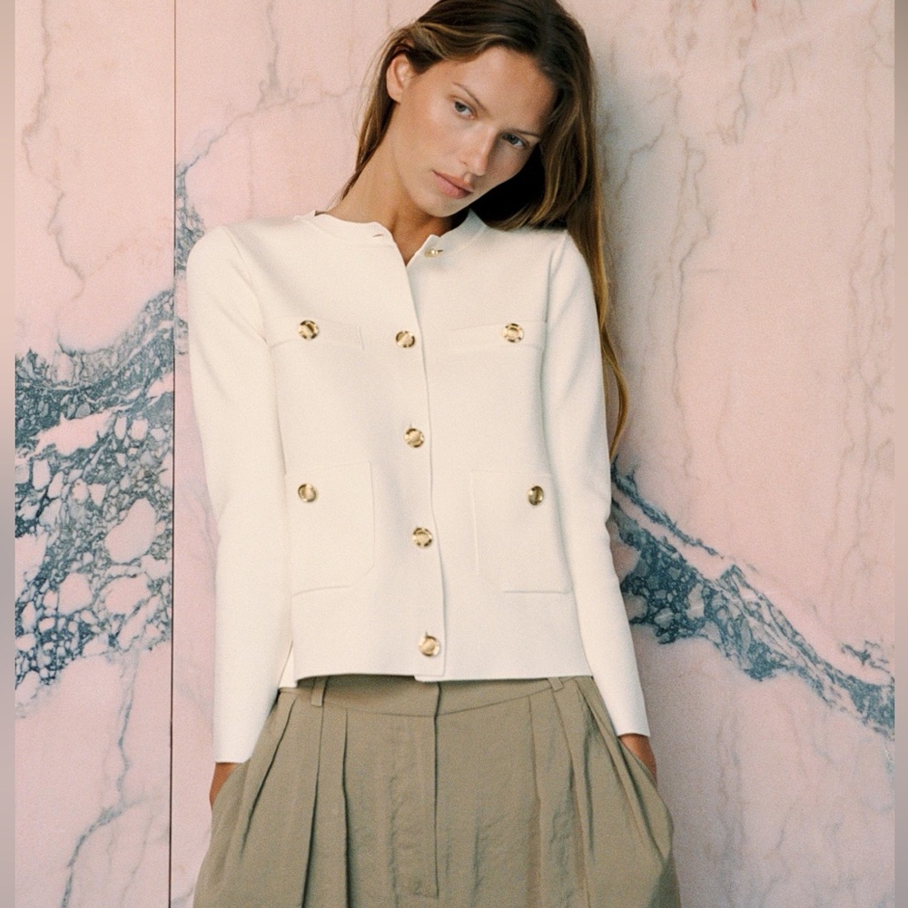 Zara off White sweater Blazer with Gold Buttons/jacket ⭐️